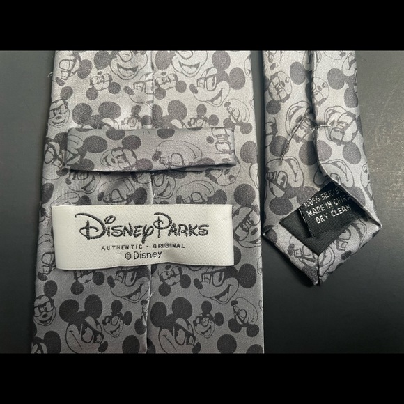 Original Disney Parks Silk Neck Tie Mickey Mouse With Glasses - 60" - Picture 4 of 4